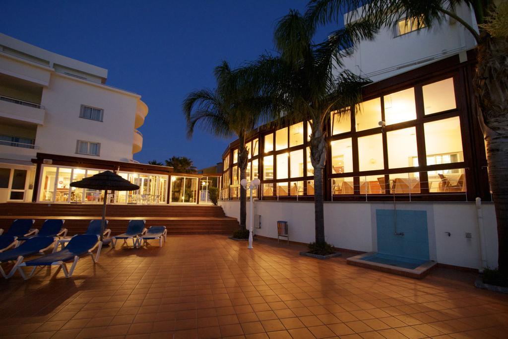 Vila Mos - Beach Resort Лагуш Екстер'єр фото