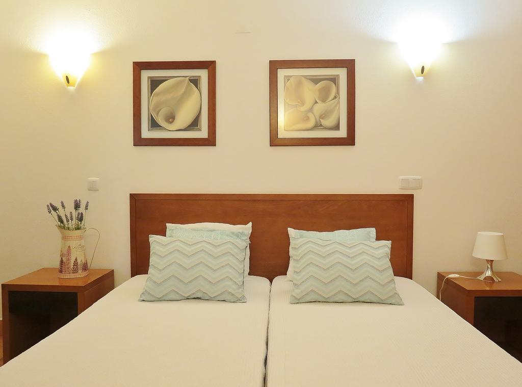 Vila Mos - Beach Resort Лагуш Екстер'єр фото