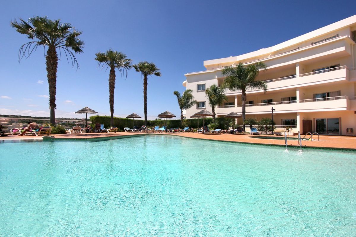 Vila Mos - Beach Resort Лагуш Екстер'єр фото