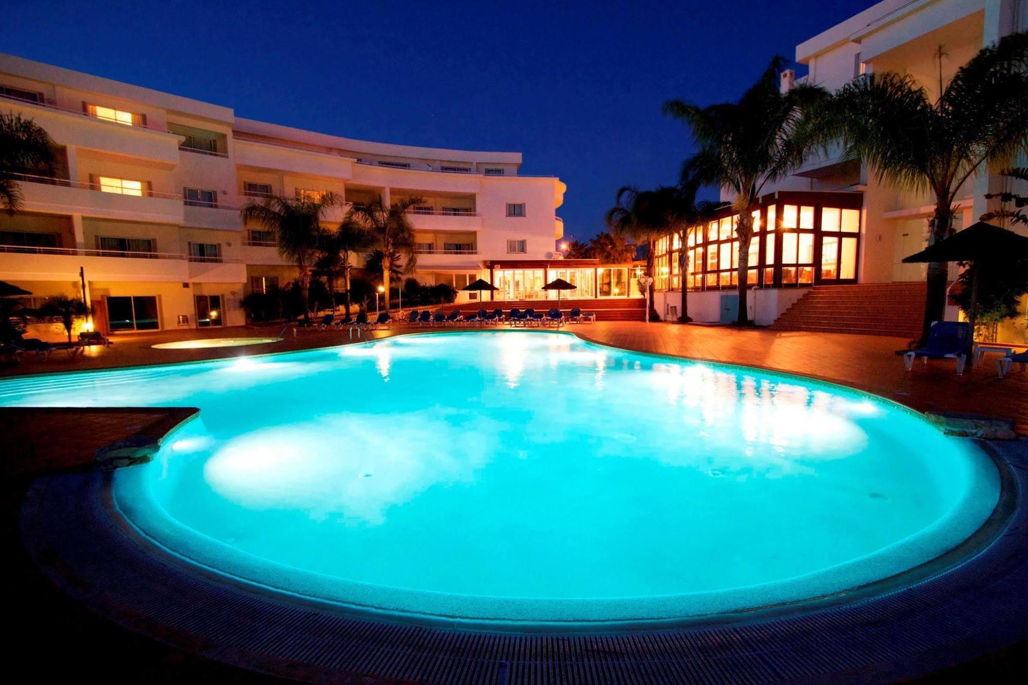 Vila Mos - Beach Resort Лагуш Екстер'єр фото